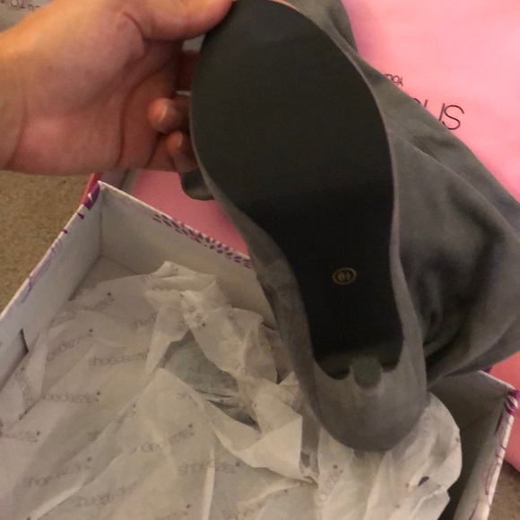 Over the knee boots - Picture 4 of 4